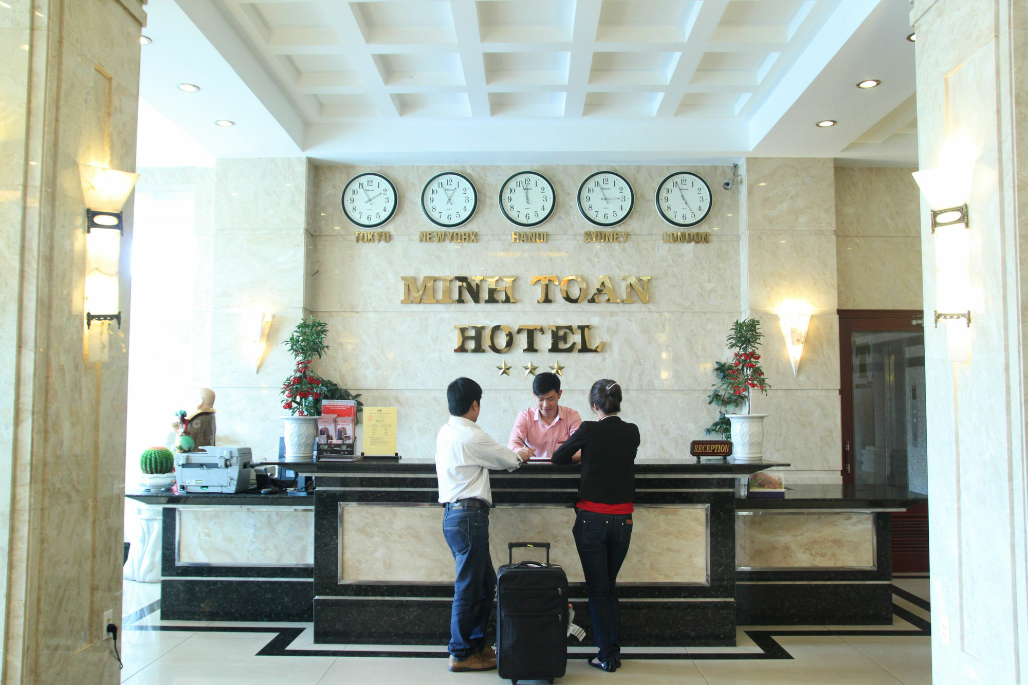 Minh Toan Athena Hotel Da Nang Eksteriør billede